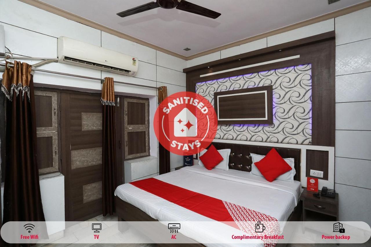 Oyo 29411 Hotel Vanshika Agra  Kültér fotó