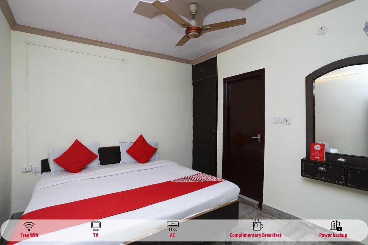 Oyo 29411 Hotel Vanshika Agra  Kültér fotó