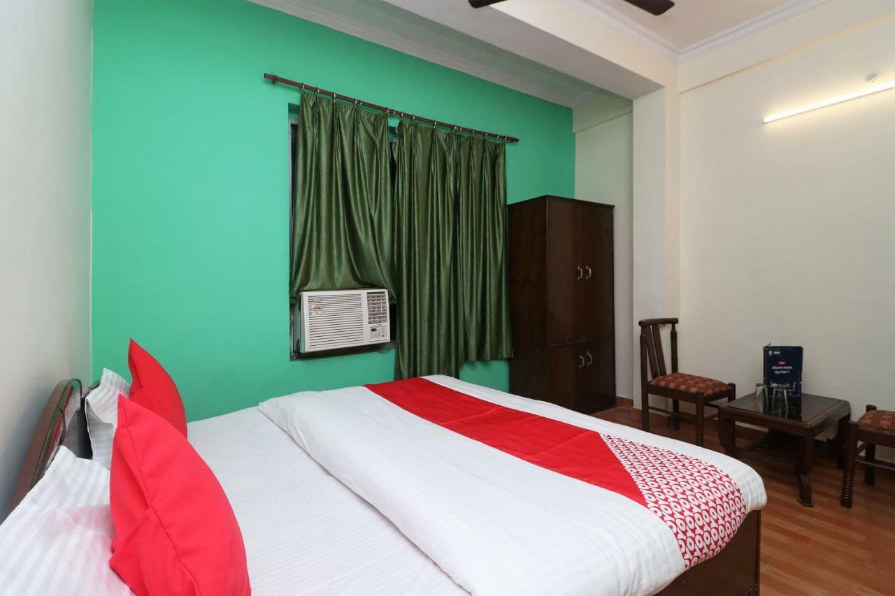 Oyo 29411 Hotel Vanshika Agra  Kültér fotó