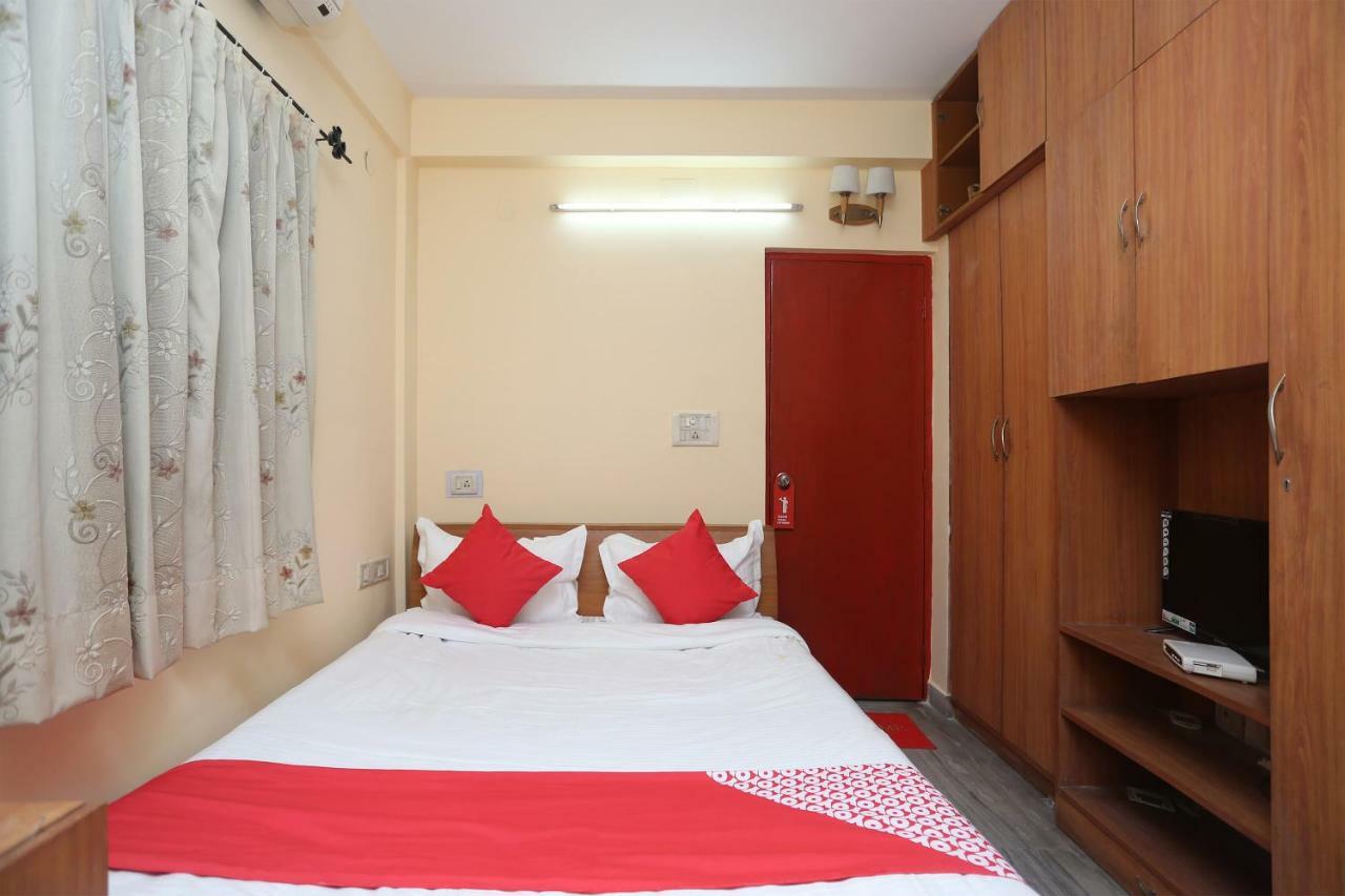 Oyo 29411 Hotel Vanshika Agra  Kültér fotó