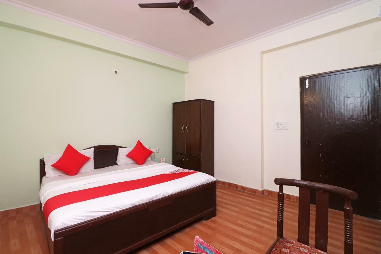 Oyo 29411 Hotel Vanshika Agra  Kültér fotó