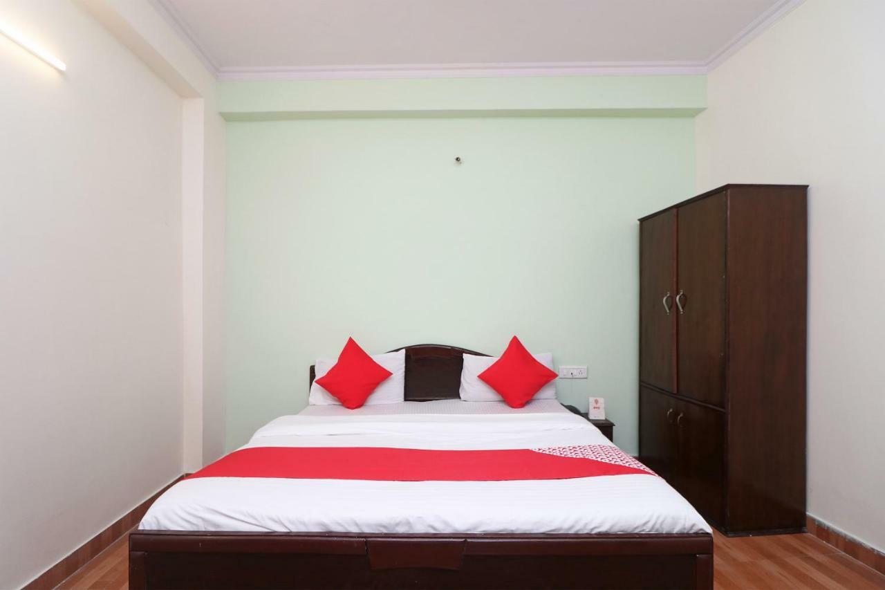 Oyo 29411 Hotel Vanshika Agra  Kültér fotó