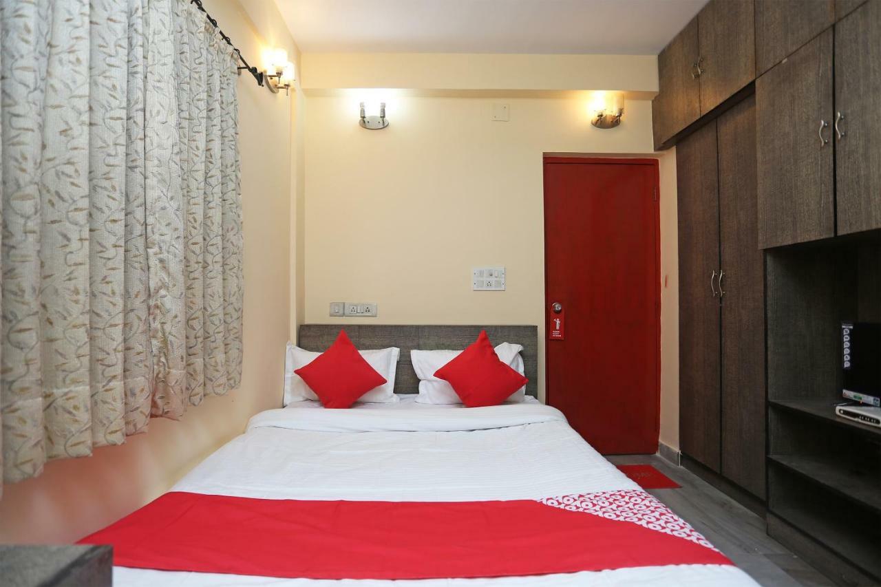 Oyo 29411 Hotel Vanshika Agra  Kültér fotó