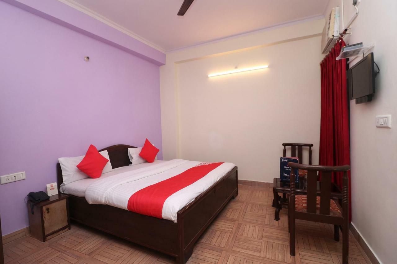 Oyo 29411 Hotel Vanshika Agra  Kültér fotó